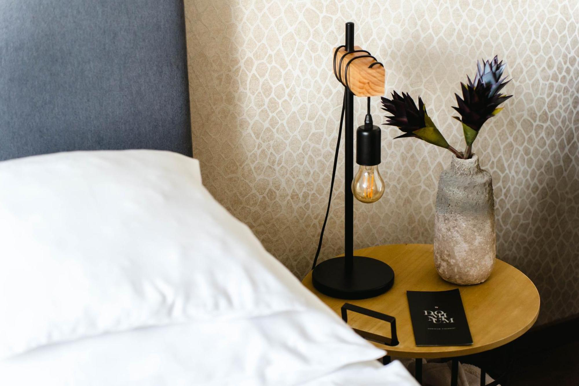 Dominium Pinceszet Es Panzio Bed & Breakfast Gyongyos Ngoại thất bức ảnh